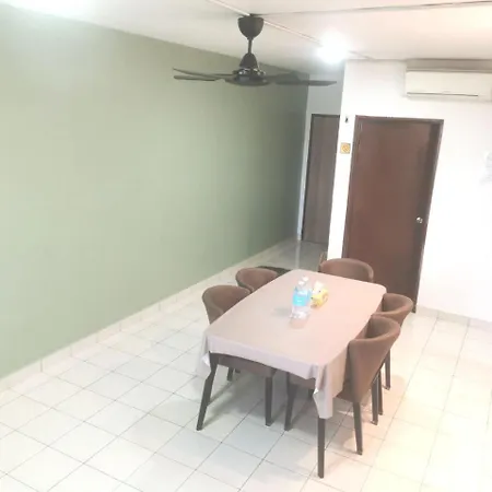 Putatan Platinum Apartment With Pool Kota Kinabalu Exterior photo