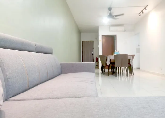 Putatan Platinum Apartment With Pool