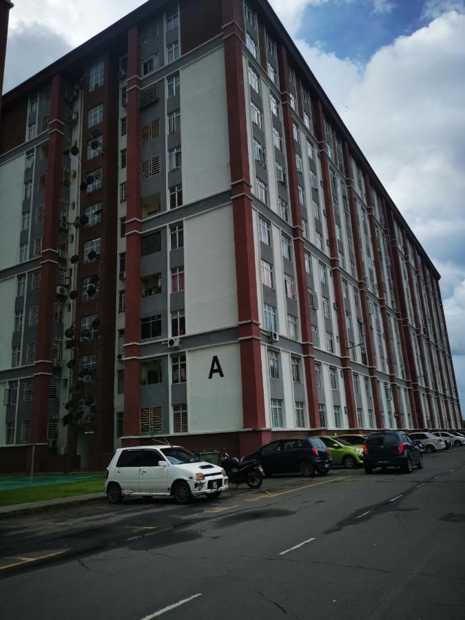 Apartment Putatan Platinum With Pool Kota Kinabalu