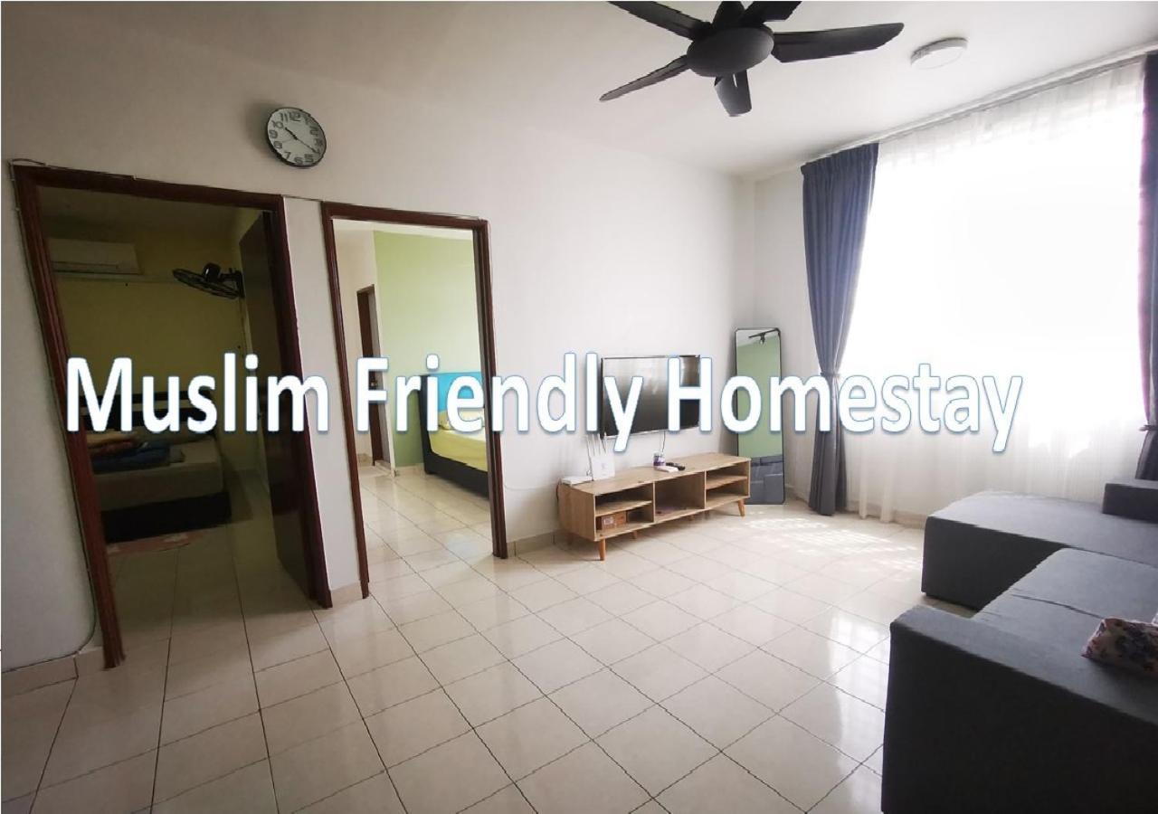 Apartment Putatan Platinum With Pool *
